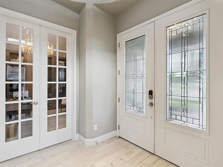 7556 John Hancock Dr — Photo 4