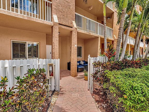 4th image of 7715 Yardley Drive #104