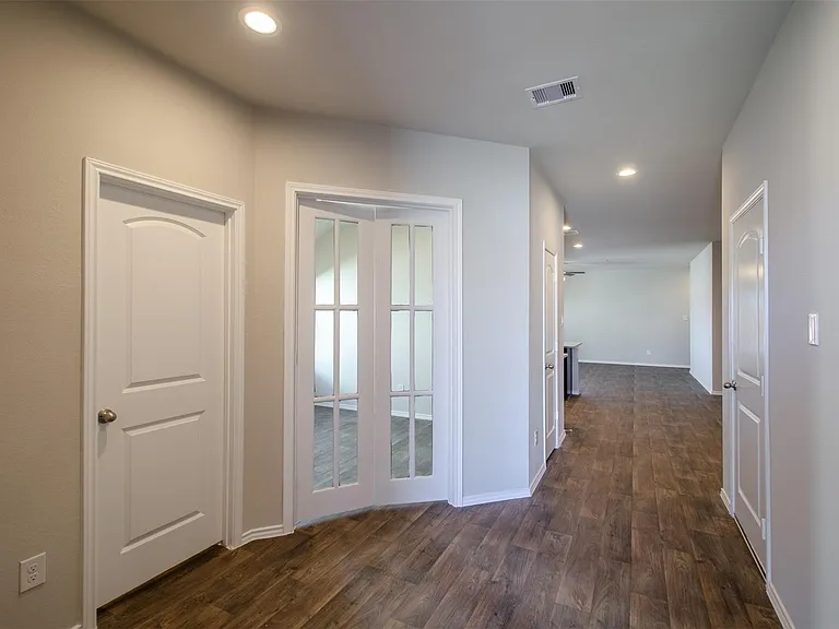 13966 Fort Ward Way — Photo 4