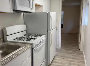 219 Columbia Dr SE #C, Albuquerque, NM 87106