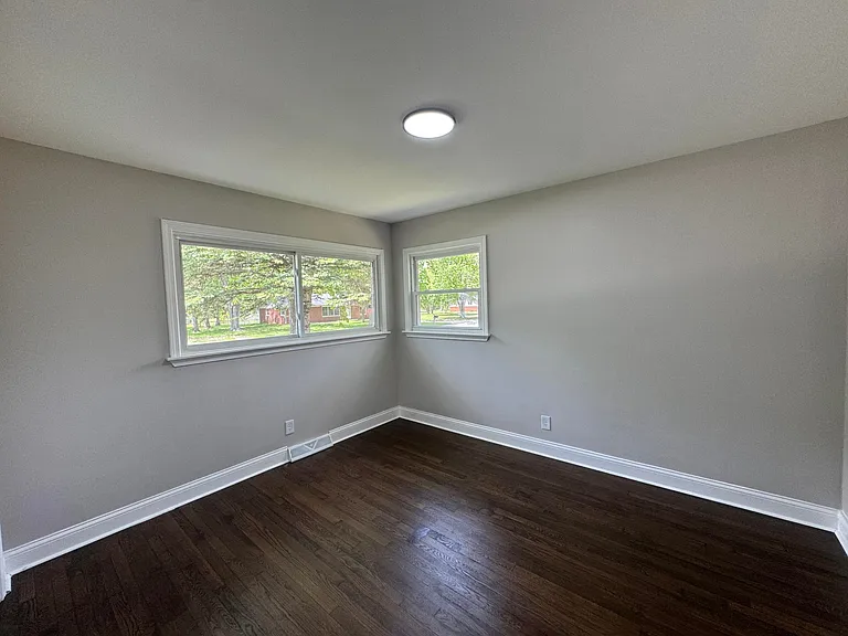 405 Cedar St NW — Photo 18