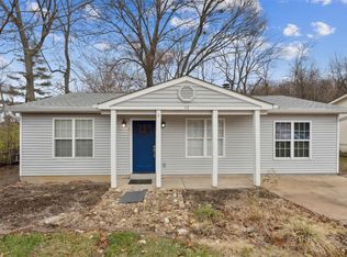 42 May Valley Ln, Fenton, MO