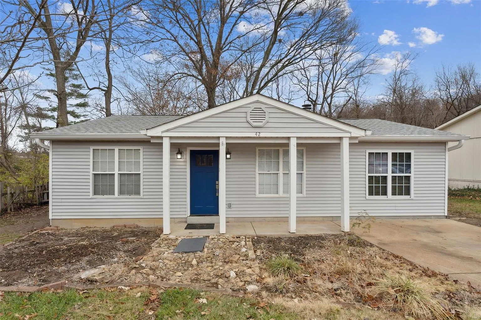42 May Valley Ln photo 1