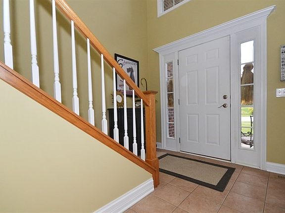 3rd image of 1310 Callaway Dr N