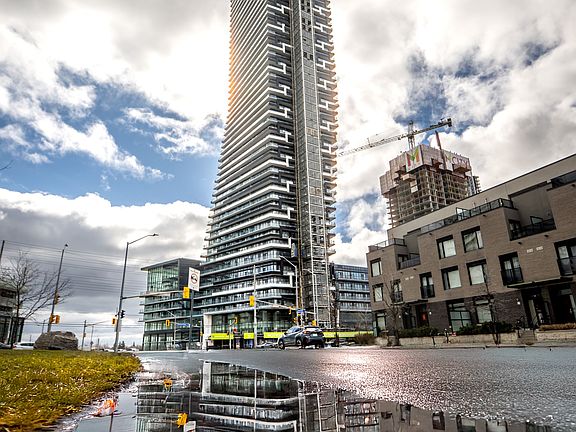 2nd image of 448 Burnhamthorpe Rd W #1505