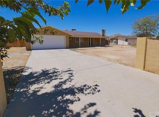 15424 Dale Evans Pkwy, Apple Valley, CA 92307