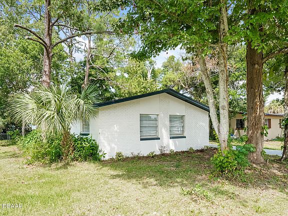 3rd image of 1468 Wildrose Ln