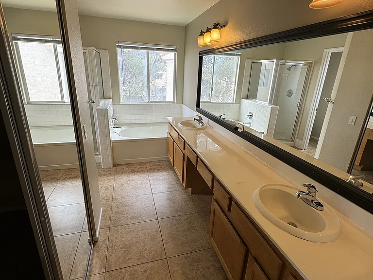 1652 Sand Canyon Dr — Photo 12
