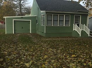 601 NE 4th Ave, Aledo, IL 61231