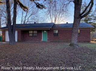 4 Monroe Ct, Russellville, AR 72802