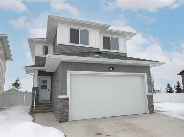 66 S Henderson Cres, Penhold, AB T0M 1R0
