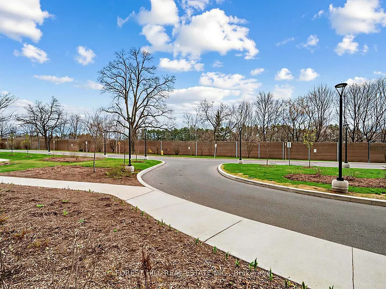 140 Elm Ridge Dr #114 — Photo 25