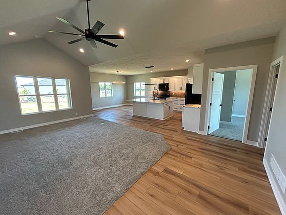 4th image of 9310 Dalton Dr