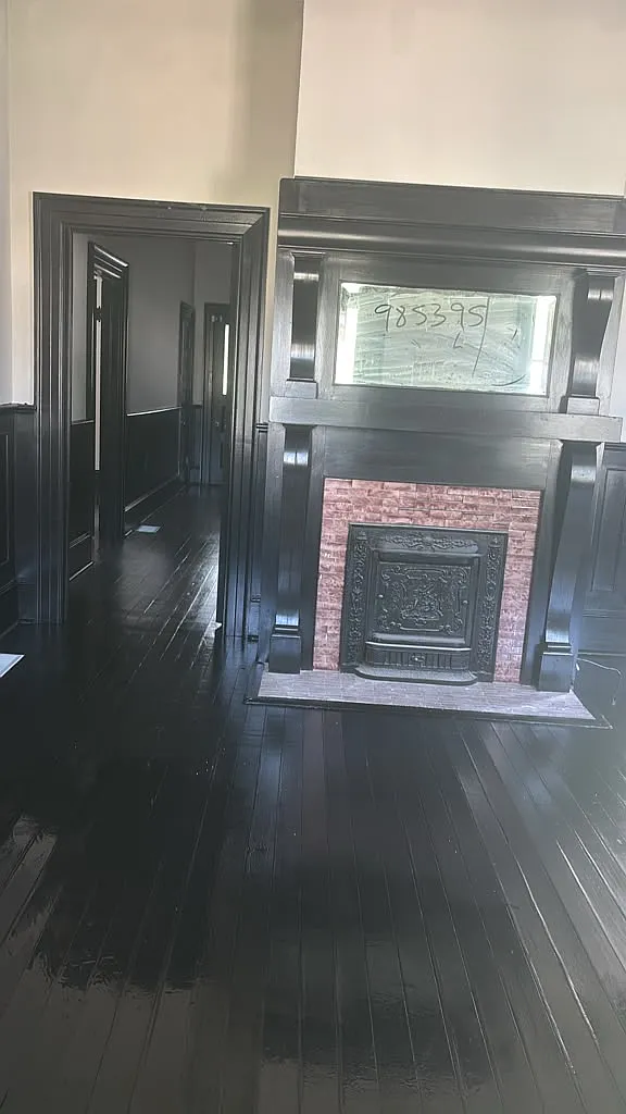 5 bed, 3100 sqft, $2,400 — Photo 4