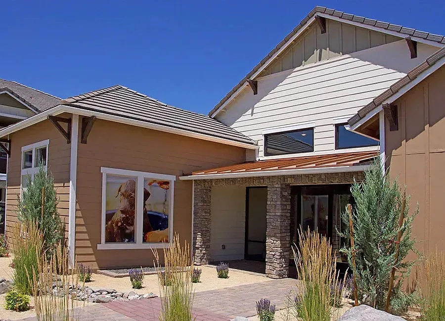 Silverado Apartments — Photo 3