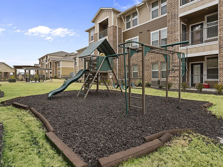 Cedar Springs — Photo 18