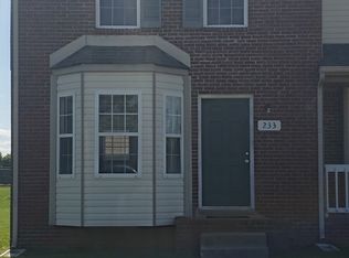 233 Tree Line Dr, Oak Grove, KY 42262