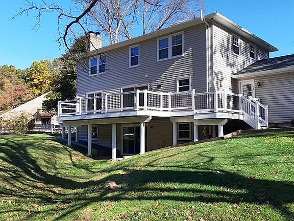 3rd image of 13258 Hunt Ridge Rd