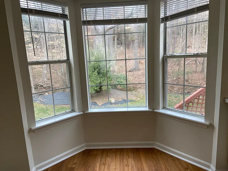 306 W Wyatts Pond Ln — Photo 7