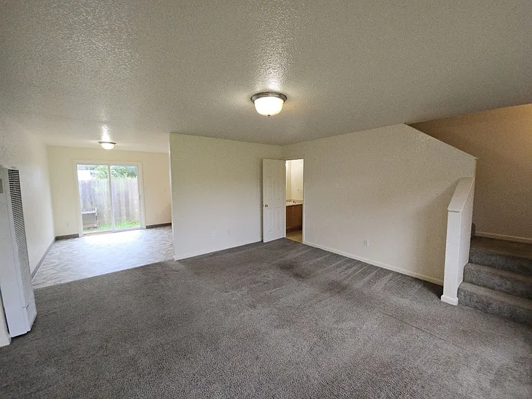 2201 Garland St — Photo 10