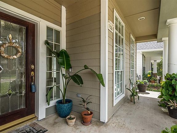 3rd image of 1538 Pebble Banks Ln