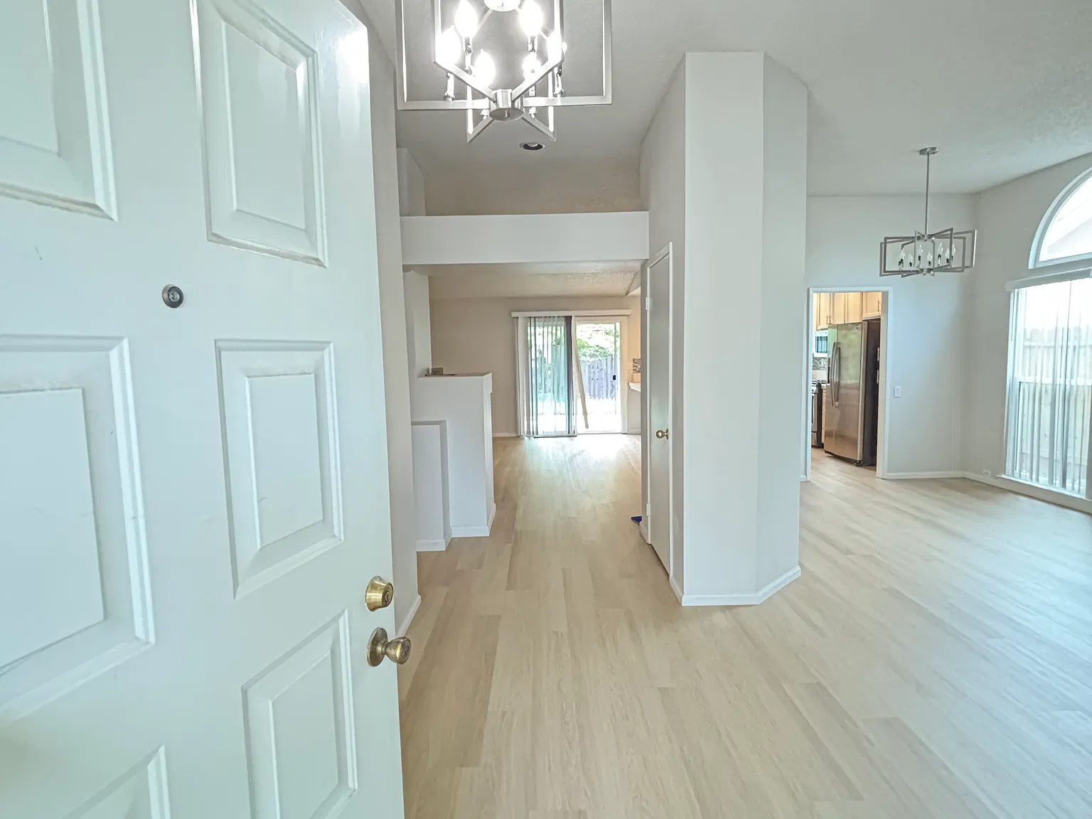 3 bed, 1614 sqft, $3,000 — Photo 1