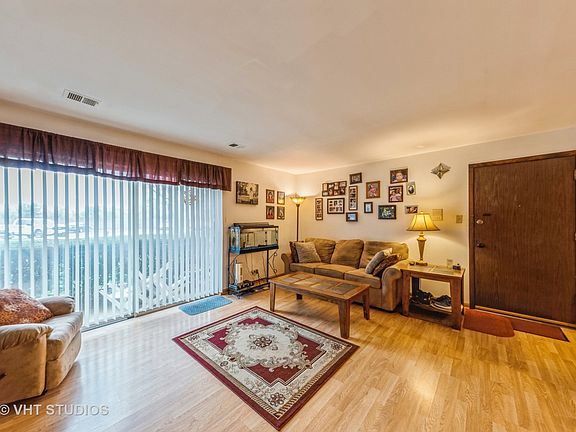4th image of 4929 W 109th St #18-103