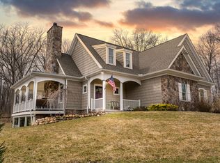 3750 High Hillcrest Dr, Howell, MI 48843