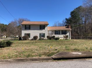 3460 Mustang Dr, Powder Springs, GA 30127