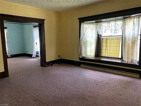 4th image of 298 Cleveland Ave