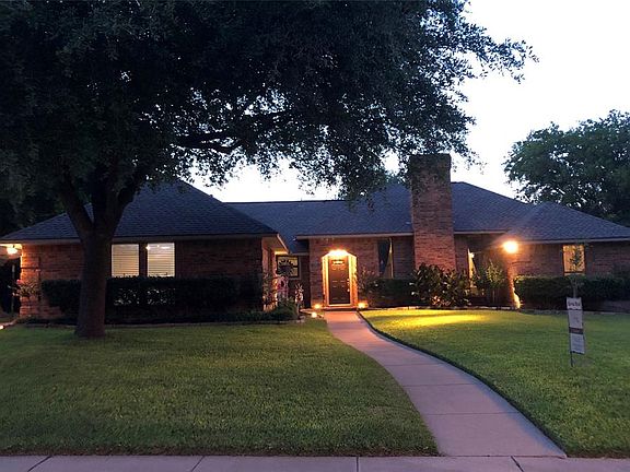 3rd image of 1512 Kari Ann Dr