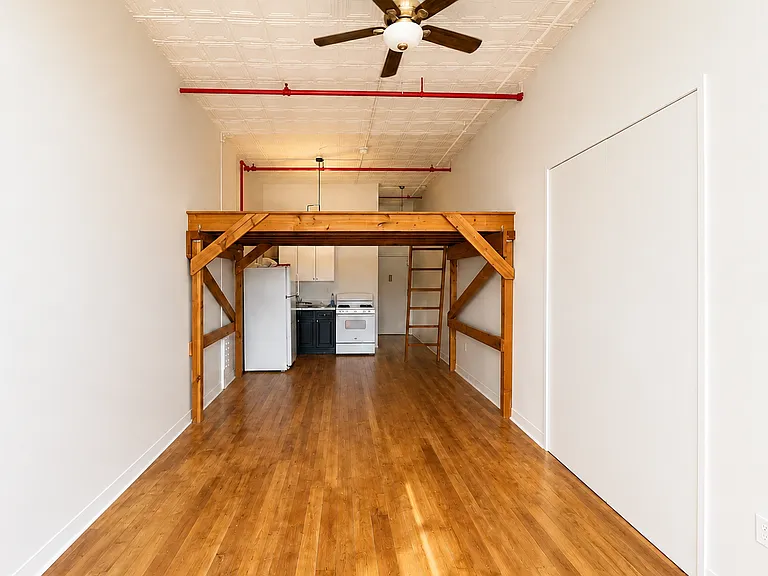 248 McKibbin St #4R — Photo 4