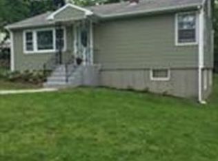 19 Simone St, Worcester, MA 01604