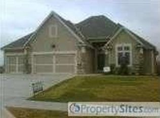 10817 N Mattox Ct, Kansas City, MO 64154