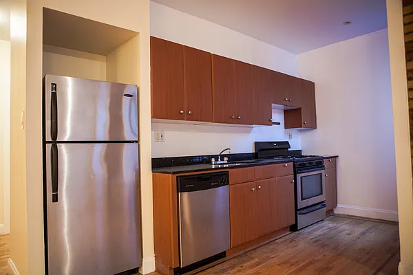 Rented by Lions Share Inc. | media 15