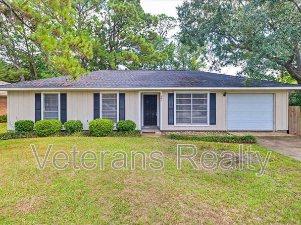 647 Michelle Dr