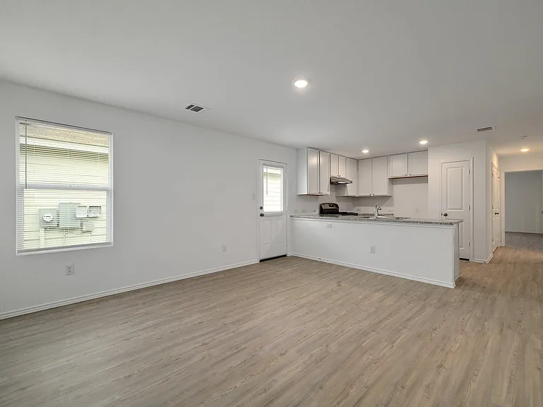 318 Filibusters Trl — Photo 6