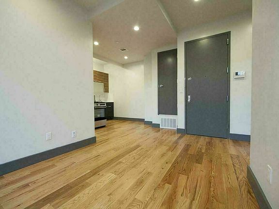 2nd image of 251 Wilson Ave #4C