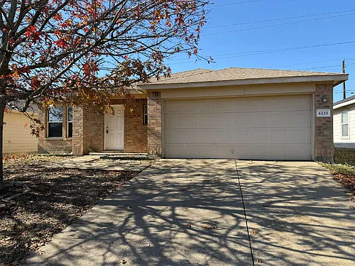 6233 Balcony Ln Photo 1