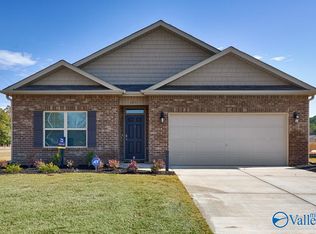 101 Cave Springs Cir, Owens X Rds, AL 35763