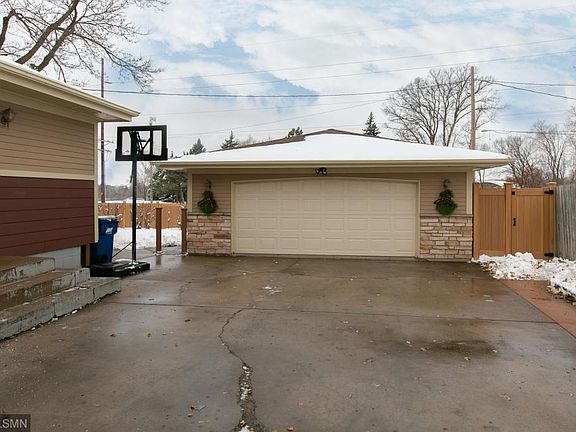 3rd image of 3550 Aldrich Cir
