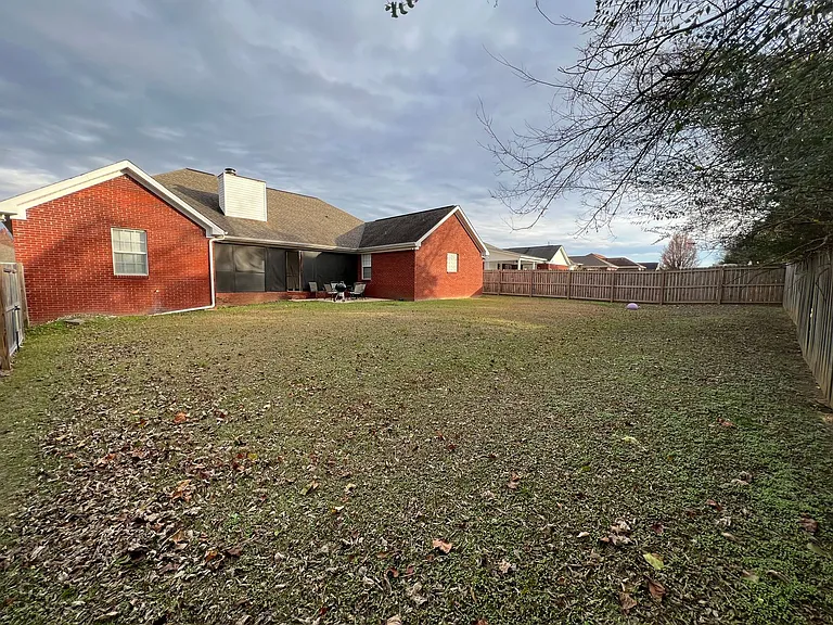 10120 Sunlight Dr — Photo 43