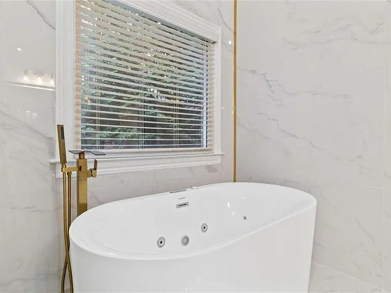 1711 Summit Glen Ln — Photo 20