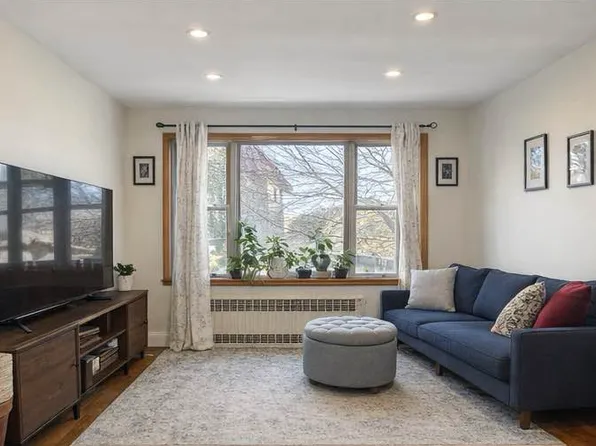 22-47 28th Street image 1 of 4