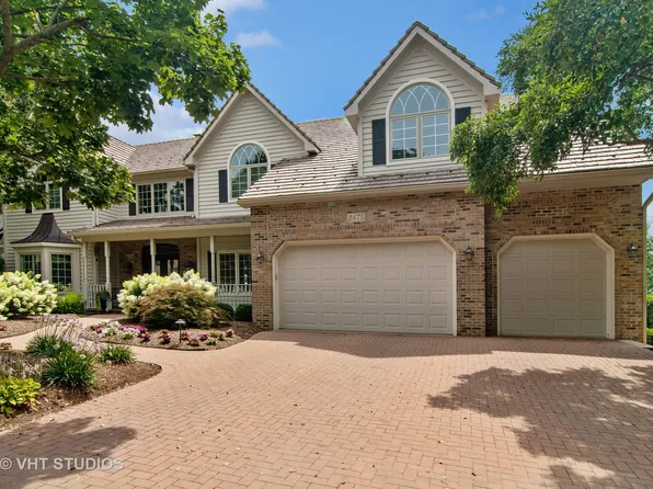 2875 Parkwood Ln, Aurora, IL 60502