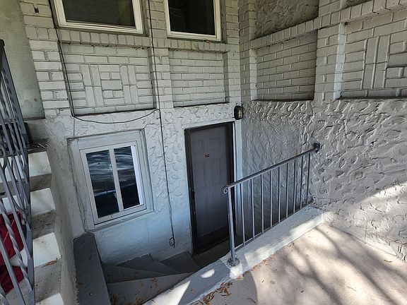 2nd image of 1320 E Central Blvd #A