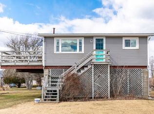 4 Nonquitt Ave, Fairhaven, MA 02719