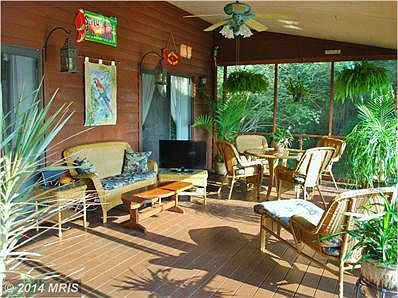 Screened porch to enjoy the outdoors!