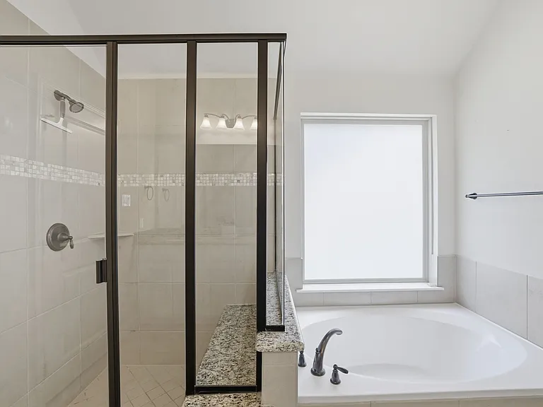 3523 Charleston Dr — Photo 21