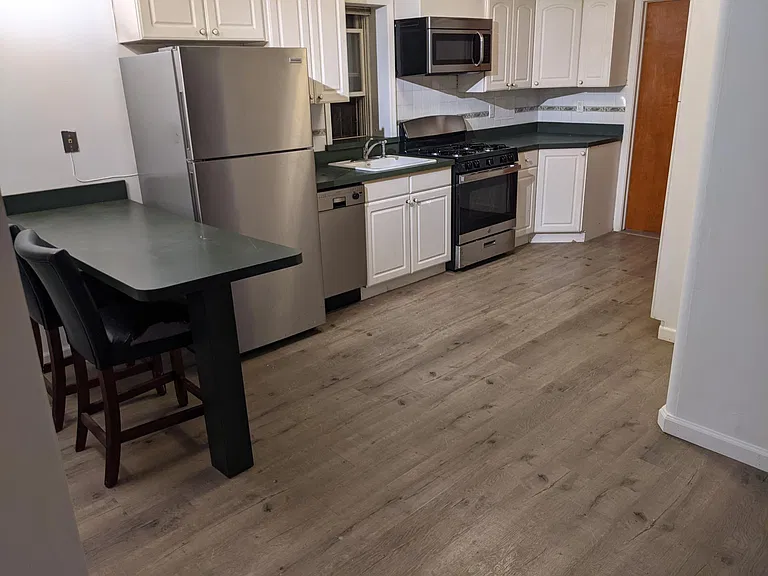 75 Webster Ave #1 — Photo 23